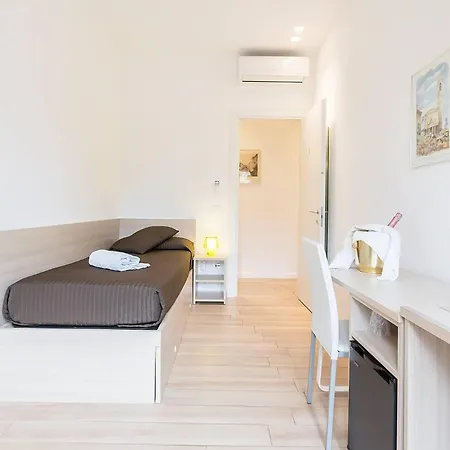 Foresteria Via Italia - & Guest house Rho