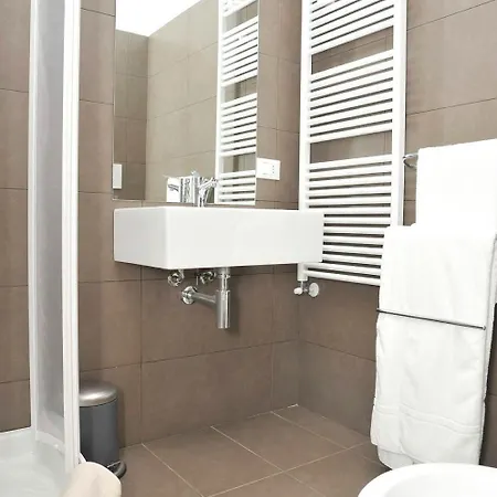 Foresteria Via Italia - & Guest house